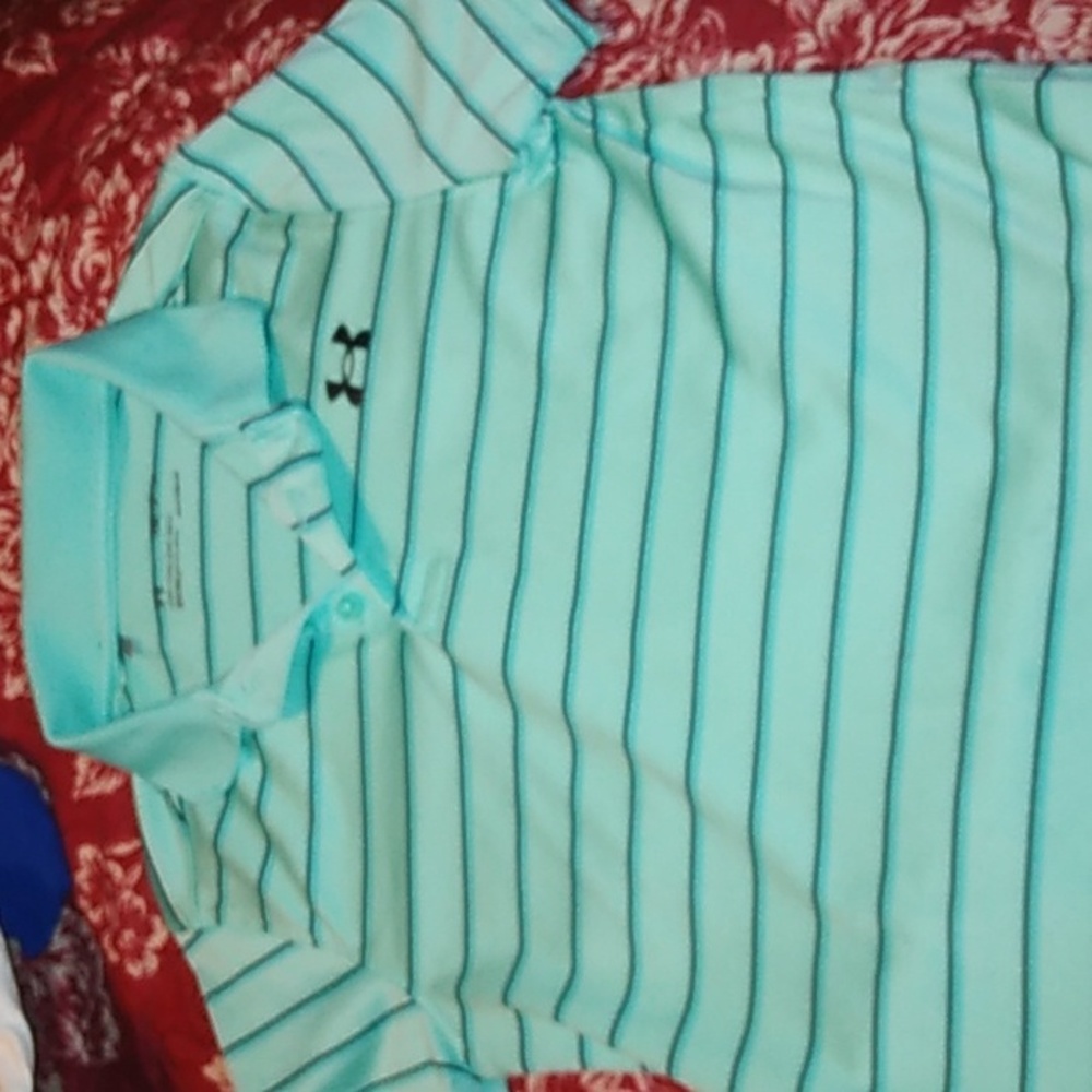 Under armor shirt